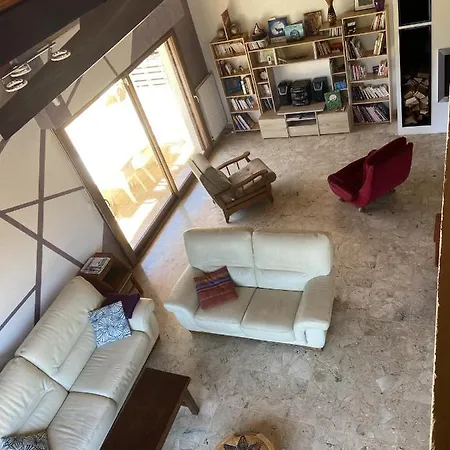Holiday home Maison , Vue Montagnes, Jardin Clos , 8pers Saint-Jorioz