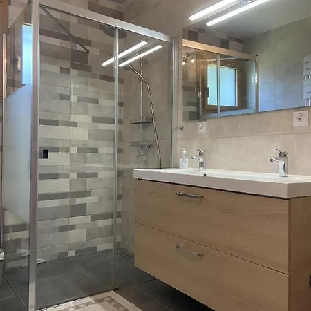 בית נופש Maison , Vue Montagnes, Jardin Clos , 8pers